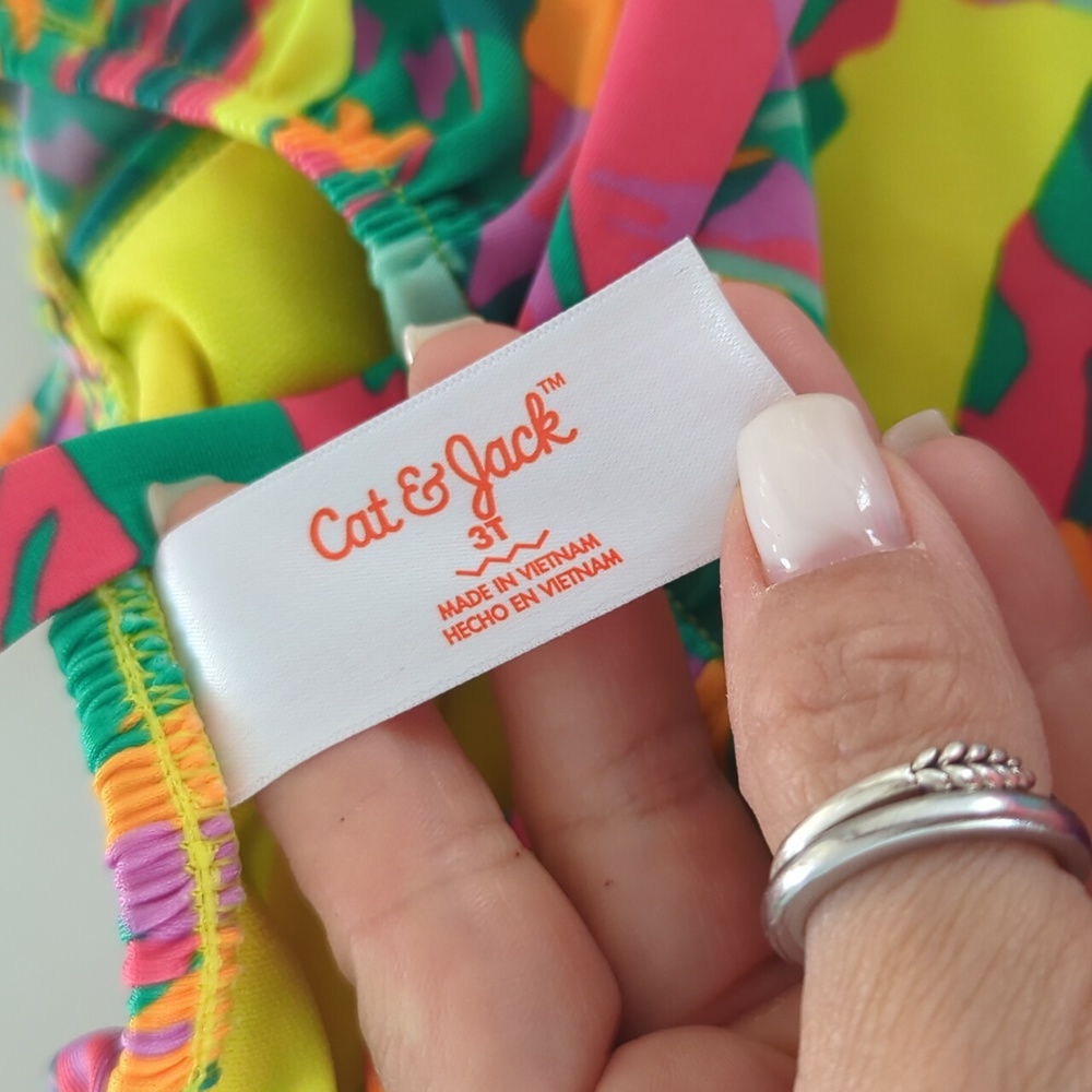 Cat & Jack swim suit bundle 2T & 3T - Picture 8 of 8